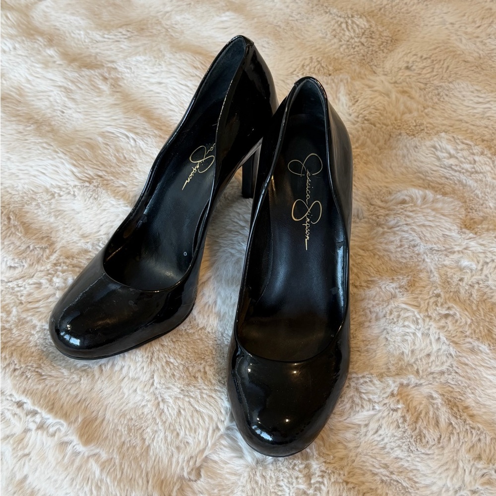 Jessica Simpson Shiny Black Heels